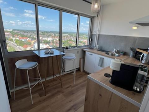 Superbe Appartement Colmar Avec Vue Et Jacuzzi Exterior photo